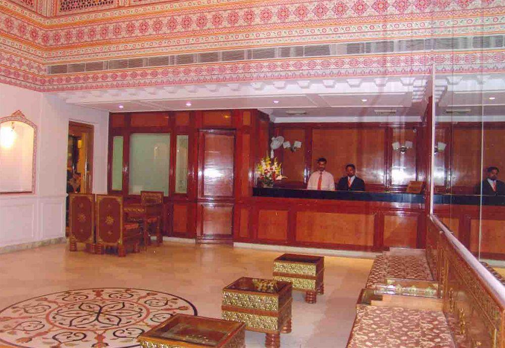 Hotel Grand Sartaj Nova Deli Exterior foto