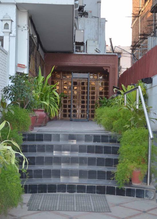 Hotel Grand Sartaj Nova Deli Exterior foto